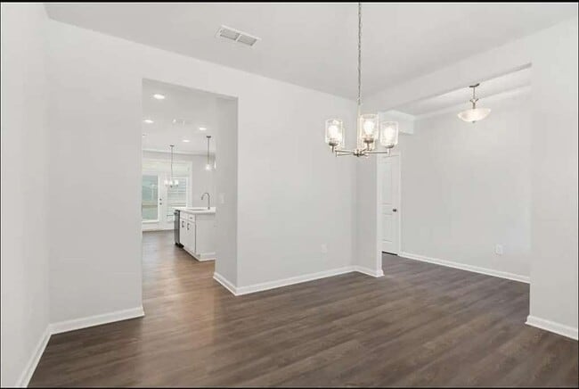 Photo - 639 Tigers Eye Ter