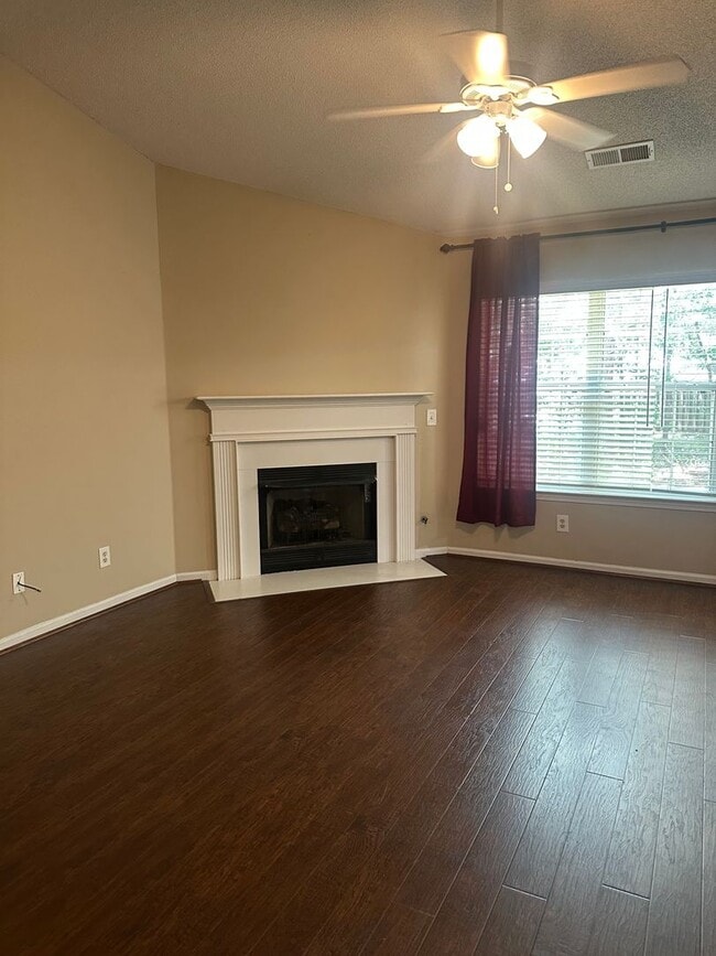 Photo - 404 Gibson Forest Dr