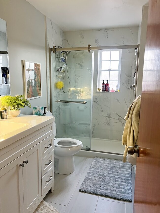 Photo - 747 N Main St Unit 747 C3