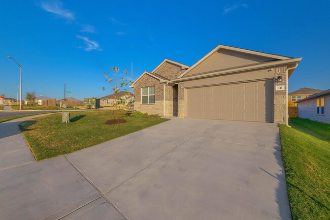 141 Spider Lily Dr