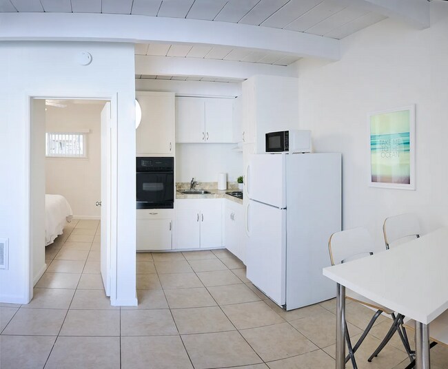 Photo - Wonderful Single Bedroom Apartment Near th...