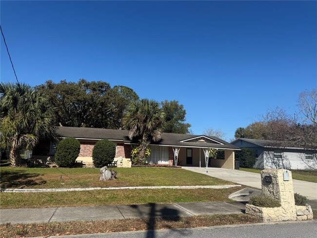 Building Photo - 206 Robin Rd