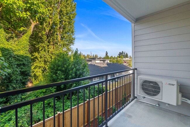 Photo - 350 North Apartments