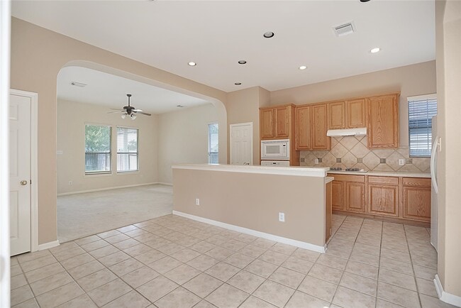 Building Photo - 111 Zephyr Bend Pl