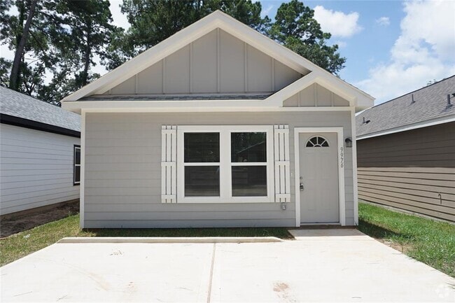 Building Photo - 9976 Calendar St Rental