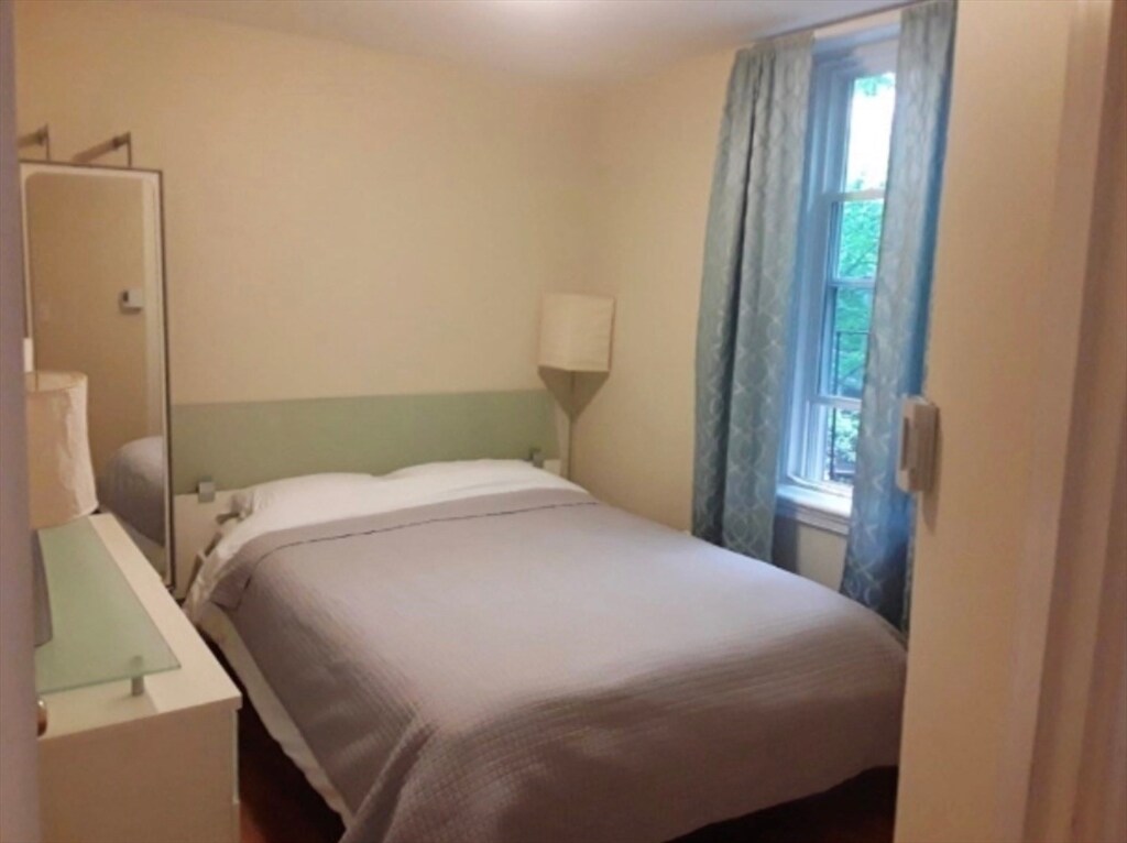 Photo - 115 Salem St Unit 115