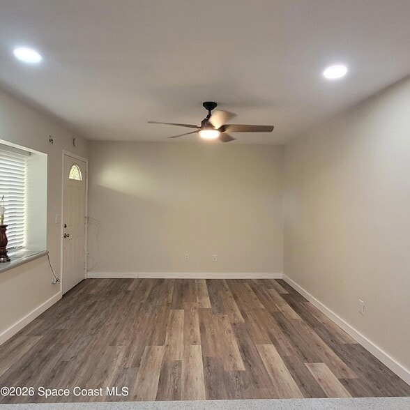 Photo - 1460 Sheafe Ave NE