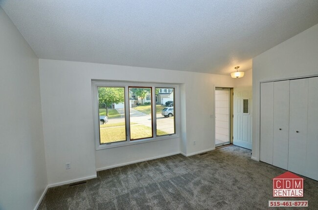 Photo - Wonderful West Des Moines Home