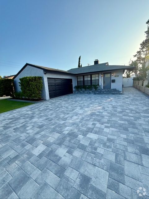 Building Photo - 6611 Riverton Ave Rental