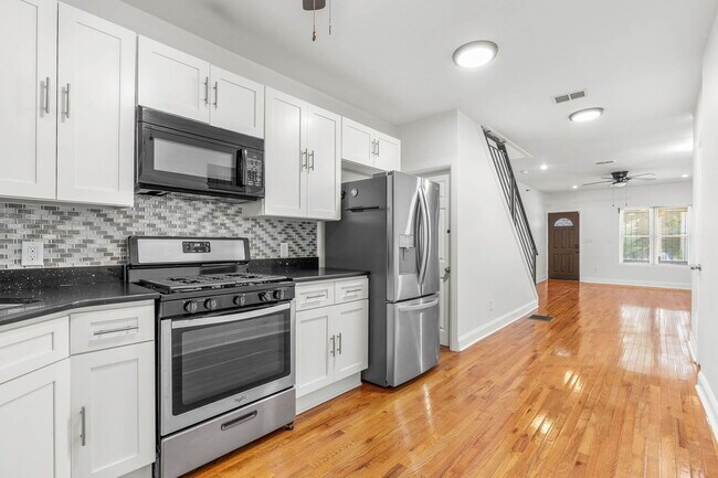 Photo - 3839 Folsom St