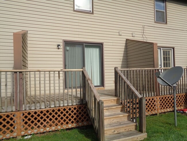 Photo - 138 Adams Ln