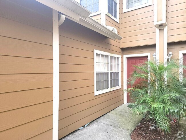 Building Photo - 2224 Fan Palm Dr Unit Main Rental