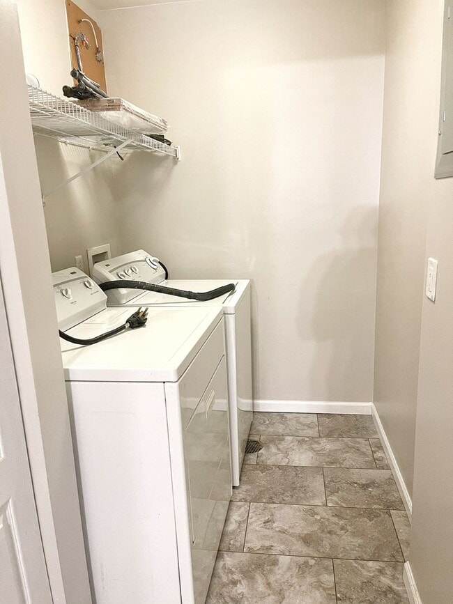 Photo - COMING SOON!!! Ground Floor Condo in Lake ...