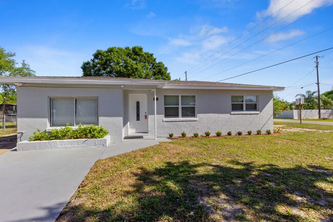 Photo - 2525 Forest Dr