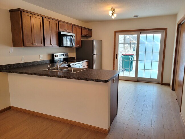 Photo - 2 Level Townhouse