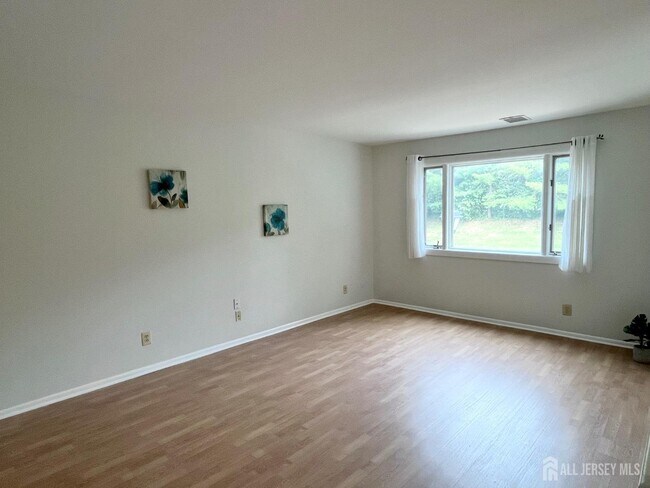 Photo - 2217 Sayre Dr Unit 0