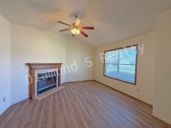 Photo - Cute and Clean 3-Bedroom Home Available in Southwest Spfd
