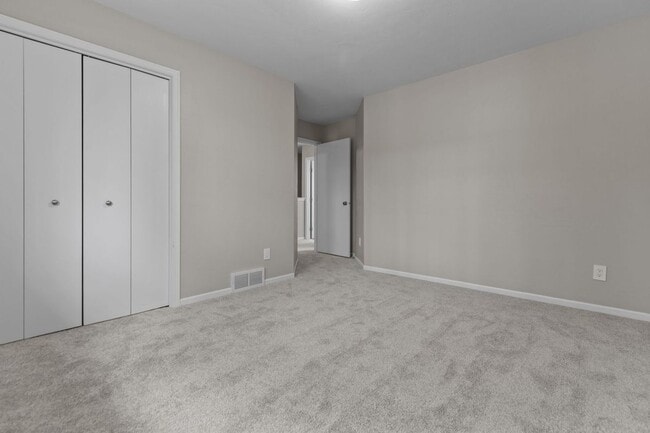 Photo - W6157 Aerotech Dr