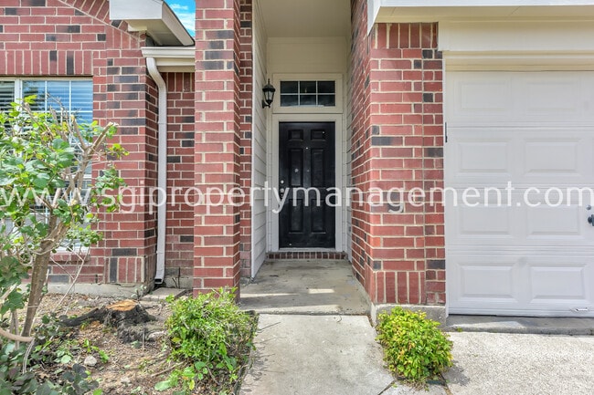 Photo - 413 Windy Hill Ln