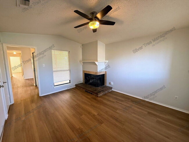 Photo - 6847 S Creek Dr