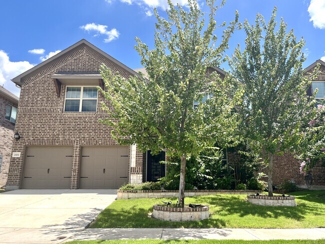 Building Photo - 2432 Whispering Pines Dr Rental