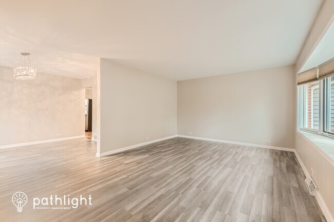 Photo - 5336 Stony Creek Drive, Oak Lawn, IL, 60453