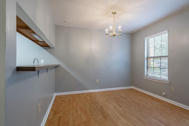 Photo - 115 Barksdale Ct Apartment