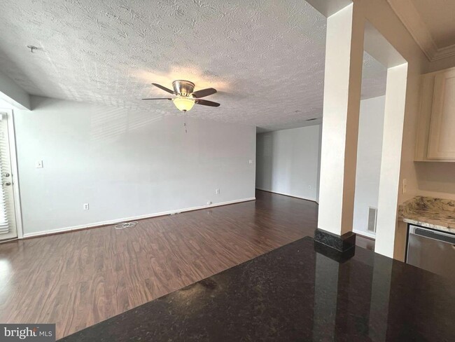 Photo - 689 Winding Stream Way Unit 204