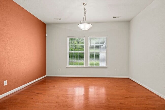 Photo - Beautifully Maintained 3-Bedroom Townhome with Bonus Room in Desirable Community