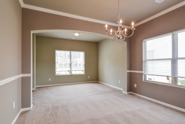 1081 Rock Elm Dr