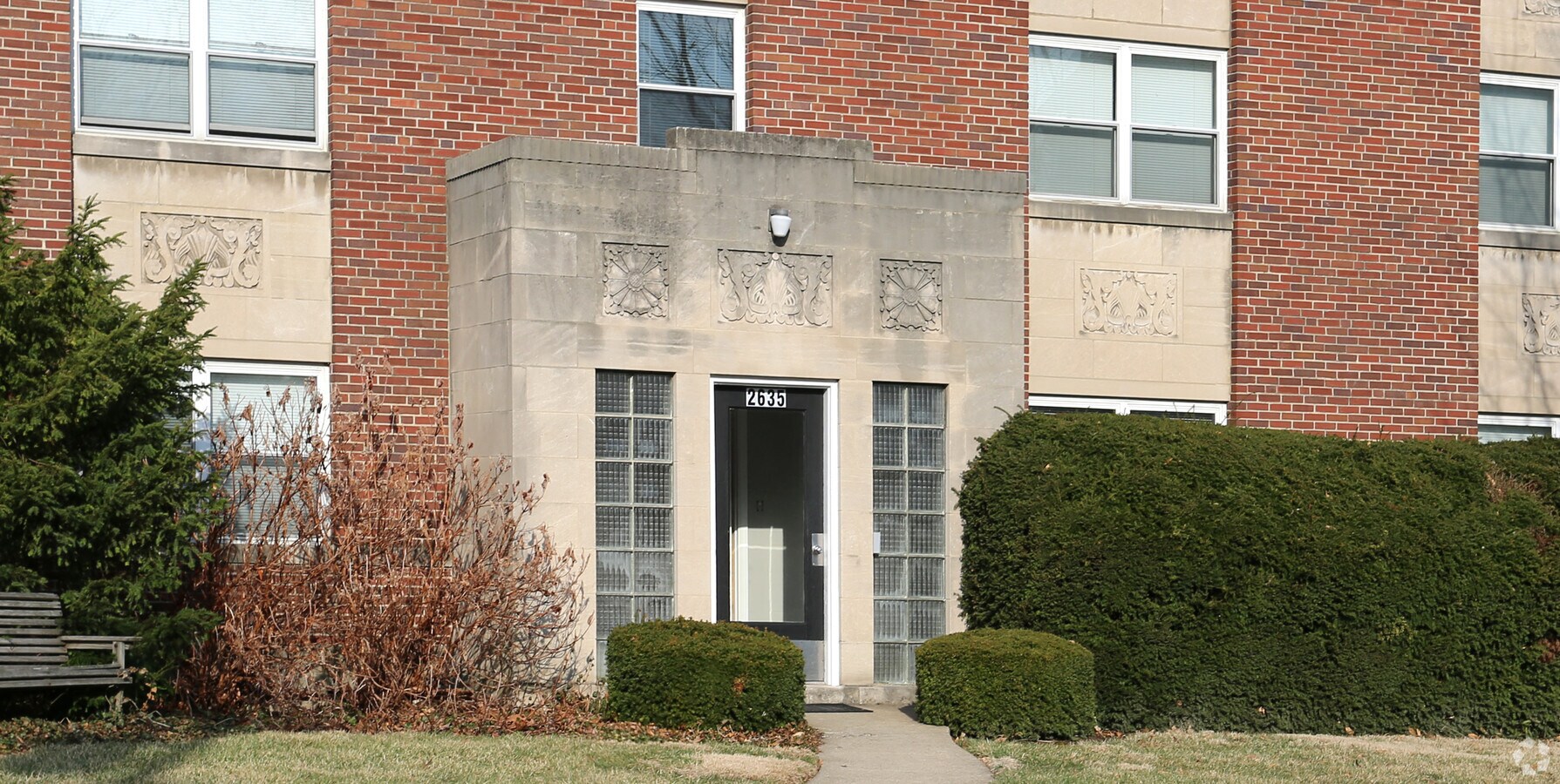 Photo - 2635 University Ct