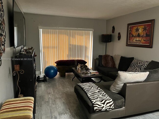 Photo - 8000 Lagos de Campo Blvd Unit A-103