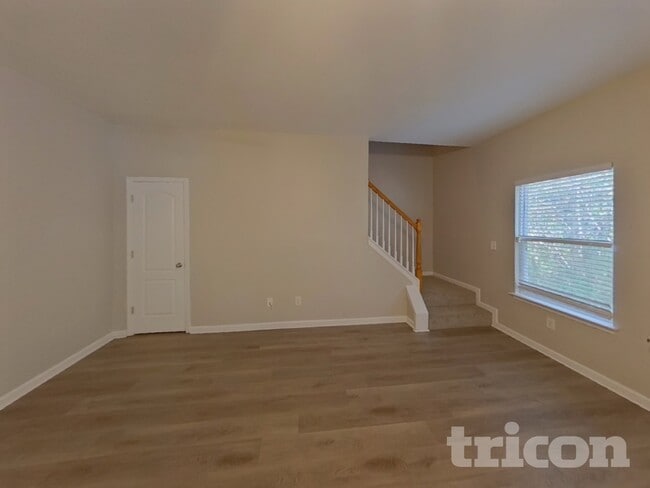 Photo - 11051 Southwood Dr