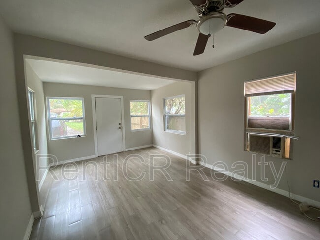 Photo - 3610 17th Ave S