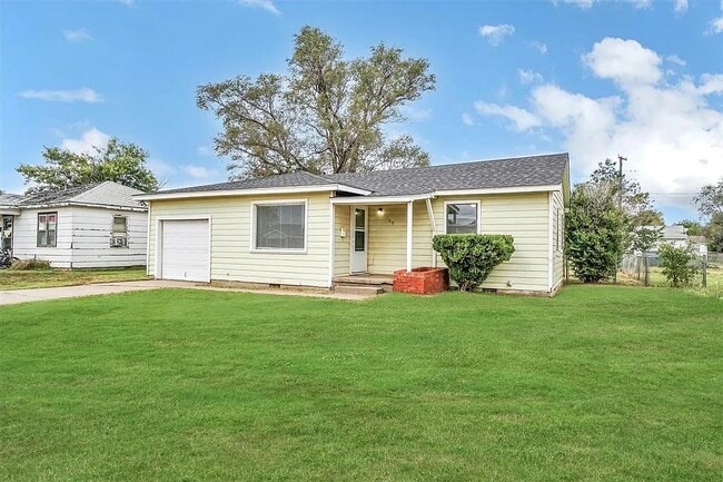 Photo - 1109 E Chestnut St