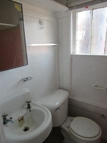 Photo - 617 E N 18th St Unit B