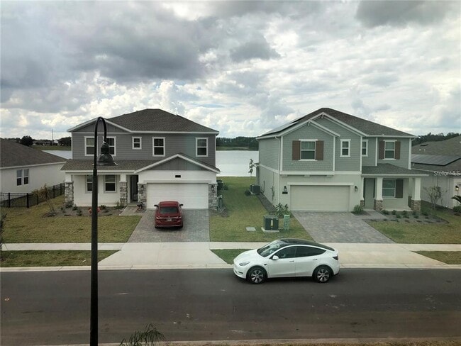 3037 Ella Wy
