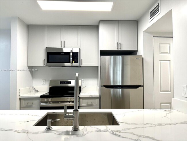 Photo - 15770 SW 106th Terrace Unit 105