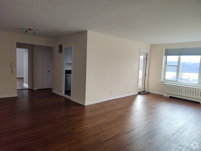 Building Photo - 565 Broadway Unit HOH #4B Rental