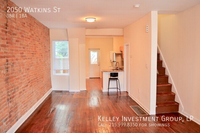 Photo - 2050 Watkins St