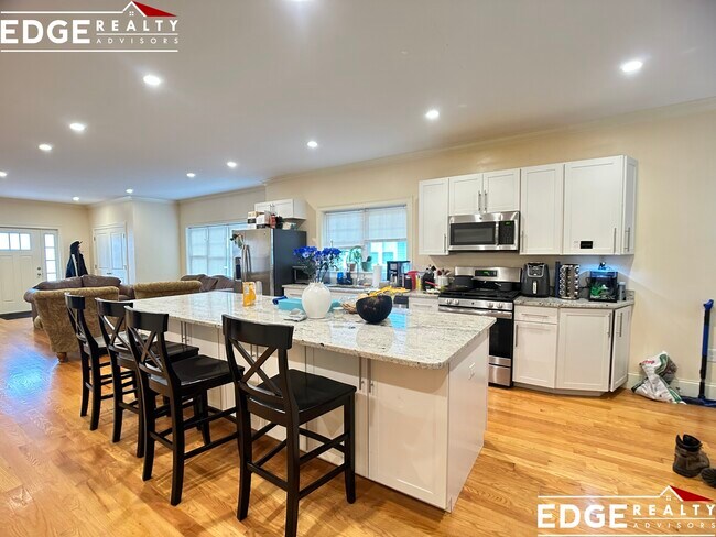 Photo - 35 Bothwell Rd Condo Unit 2
