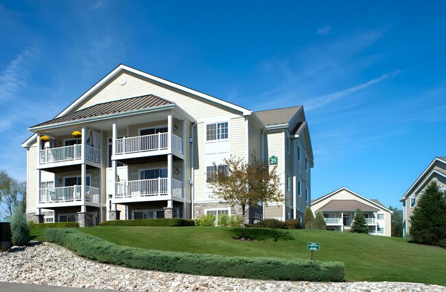 Building Photo - The Glen at Sugar Hill Rental
