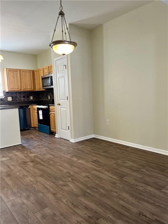 Photo - 5368 Hickory Knoll NW