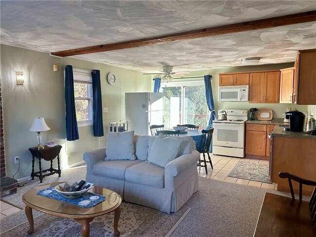 Photo - 72 Elm Rd