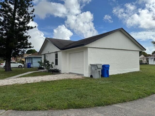 Photo - 788 NW 15th Pl