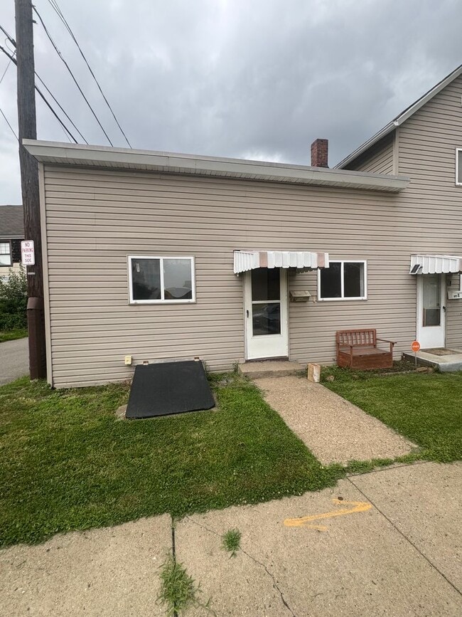 Photo - 201 2nd St Unit #1