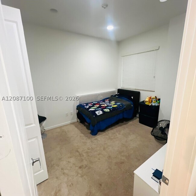 Photo - 2735 SW 81st Terrace