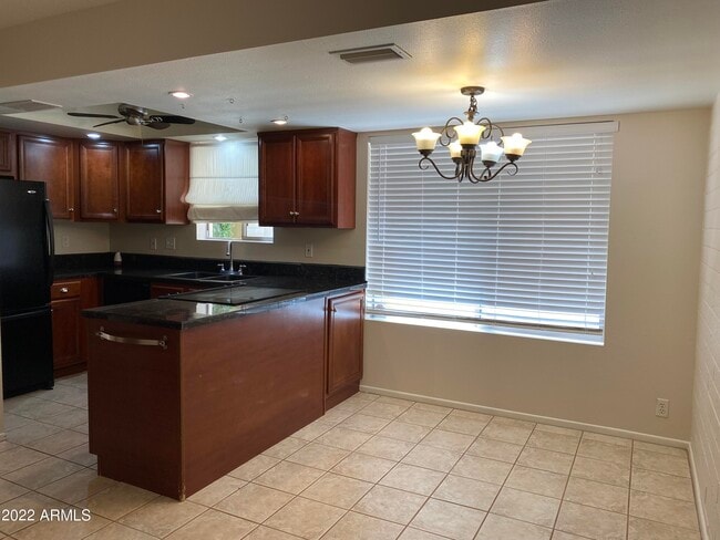 Photo - 4925 N 73rd St