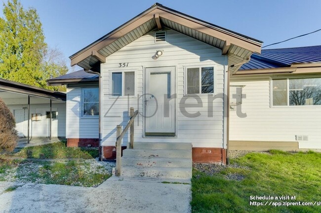 Photo - 351 Blake St