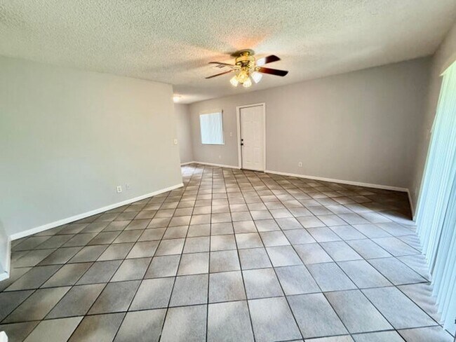 Photo - 3741 NW 84th Ave